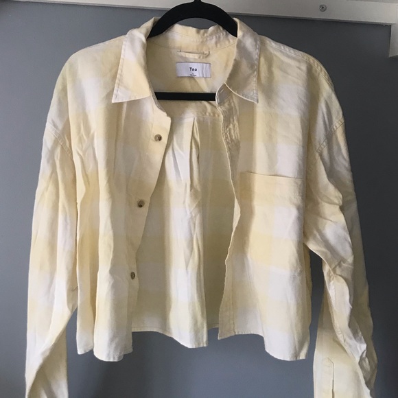 Yellow Aritzia cropped flannel - Picture 1 of 3